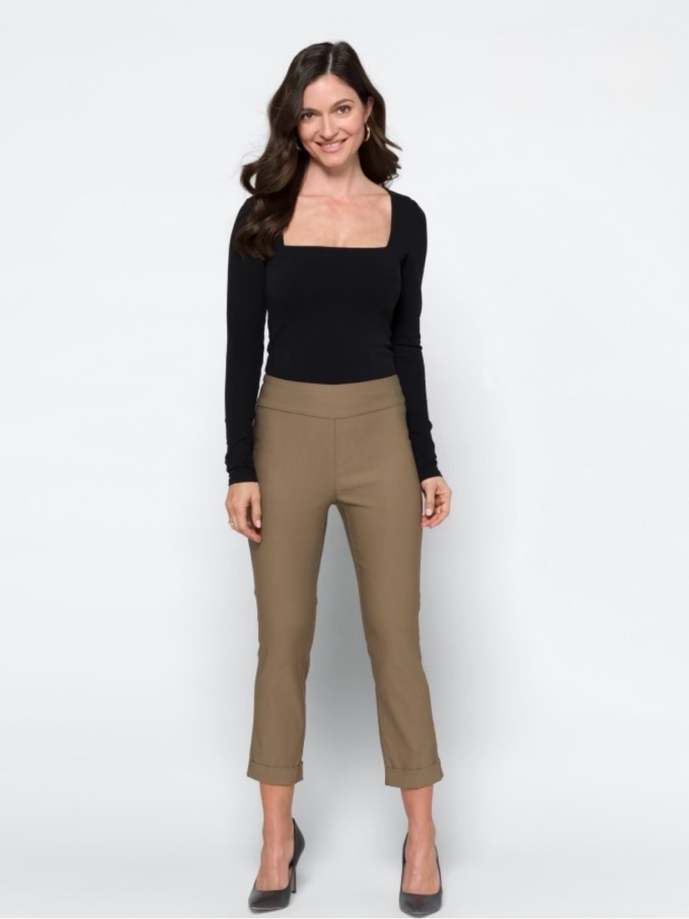 Tribal  Fia Cuffed Cropped Trouser in Beige. Sz 8